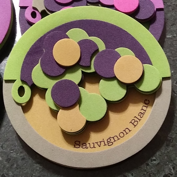 (4) Attachable Coasters - Picture 12 of 14